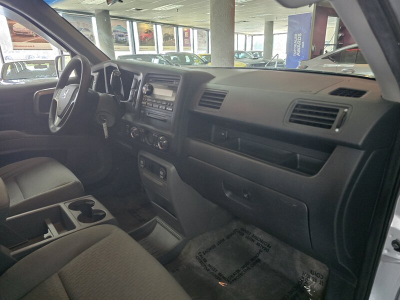 2012 Honda Ridgeline RTS 4DR CREW 4X4 - Photo 13 - Hamilton, OH 45015
