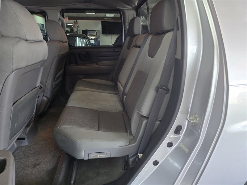2012 Honda Ridgeline RTS 4DR CREW 4X4 - Photo 11 - Hamilton, OH 45015