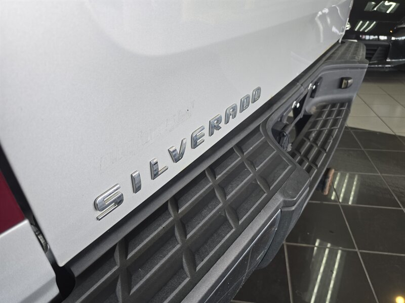 2013 Chevrolet Silverado 1500 LT - Photo 27 - Hamilton, OH 45015