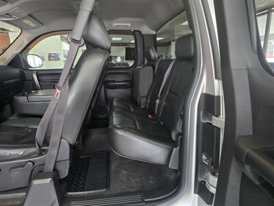 2013 Chevrolet Silverado 1500 LT - Photo 11 - Hamilton, OH 45015