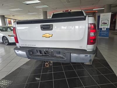 2013 Chevrolet Silverado 1500 LT - Photo 5 - Hamilton, OH 45015