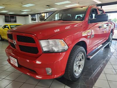 2016 RAM 1500 Express Fleet 4DR CREW CAB 4X4/HEMI   - Photo 2 - Hamilton, OH 45015