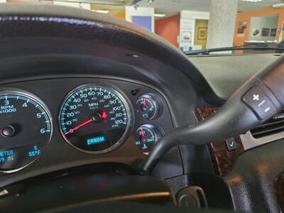2010 GMC Yukon Denali 4DR SUV AWD   - Photo 27 - Hamilton, OH 45015