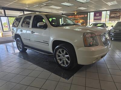 2010 GMC Yukon Denali 4DR SUV AWD   - Photo 3 - Hamilton, OH 45015