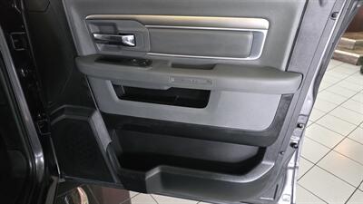 2017 RAM 1500 SLT   - Photo 25 - Hamilton, OH 45015