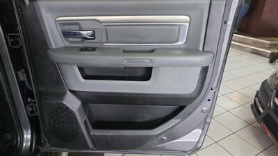 2017 RAM 1500 SLT   - Photo 21 - Hamilton, OH 45015