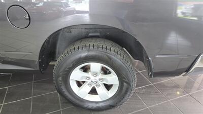 2017 RAM 1500 SLT   - Photo 31 - Hamilton, OH 45015