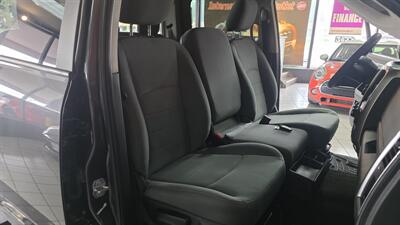 2017 RAM 1500 SLT   - Photo 23 - Hamilton, OH 45015