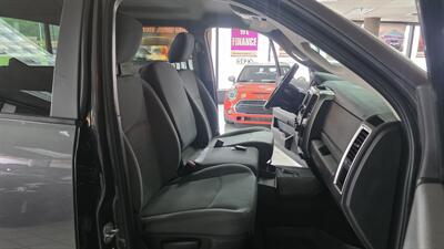 2017 RAM 1500 SLT   - Photo 22 - Hamilton, OH 45015