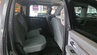 2017 RAM 1500 SLT   - Photo 20 - Hamilton, OH 45015