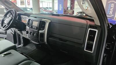 2017 RAM 1500 SLT   - Photo 24 - Hamilton, OH 45015