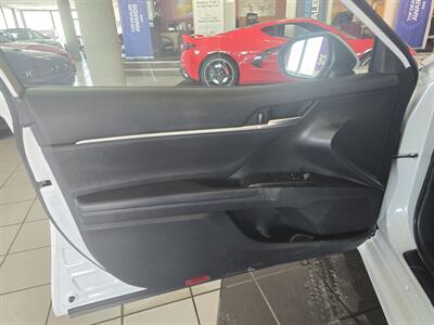2023 Toyota Camry SE 4DR SEDAN   - Photo 7 - Hamilton, OH 45015