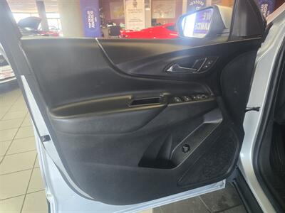 2018 Chevrolet Equinox LT 4DR SUV w/1LT   - Photo 7 - Hamilton, OH 45015