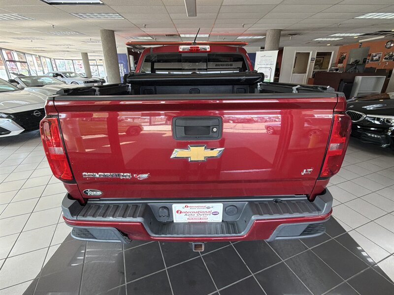 2018 Chevrolet Colorado LT - Photo 7 - Hamilton, OH 45015
