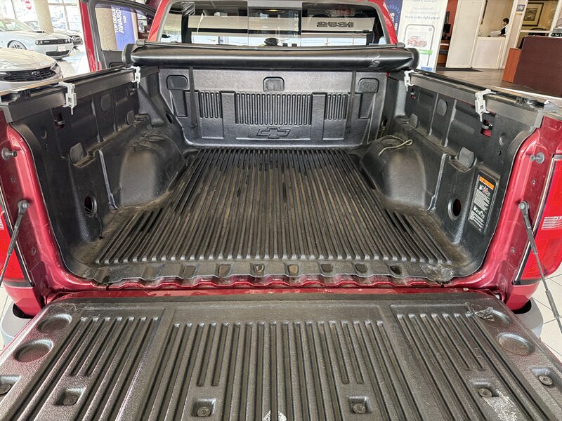 2018 Chevrolet Colorado LT - Photo 23 - Hamilton, OH 45015