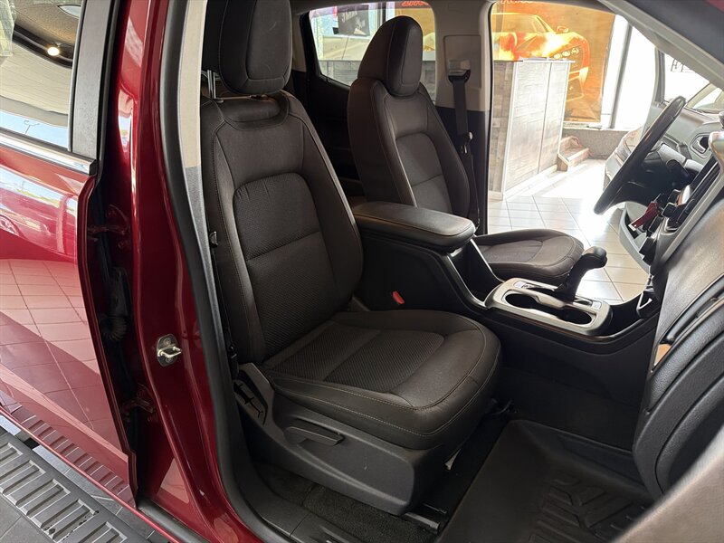 2018 Chevrolet Colorado LT - Photo 20 - Hamilton, OH 45015