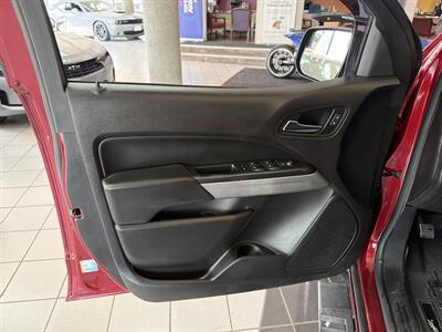 2018 Chevrolet Colorado LT - Photo 14 - Hamilton, OH 45015