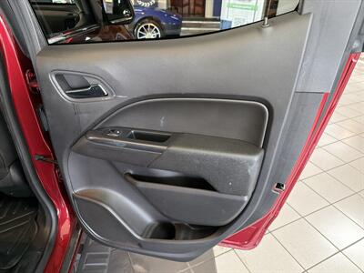 2018 Chevrolet Colorado LT - Photo 18 - Hamilton, OH 45015