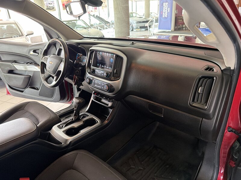 2018 Chevrolet Colorado LT - Photo 21 - Hamilton, OH 45015