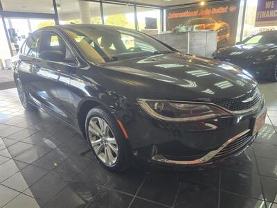 2016 Chrysler 200 Series Limited 4DR SEDAN   - Photo 3 - Hamilton, OH 45015