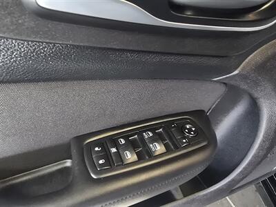 2016 Chrysler 200 Series Limited 4DR SEDAN   - Photo 16 - Hamilton, OH 45015