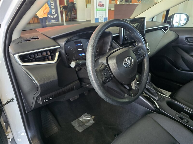 2025 Toyota Corolla LE 4DR SEDAN - Photo 9 - Hamilton, OH 45015