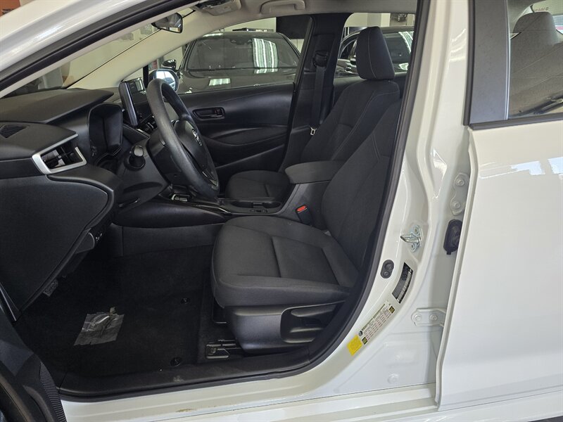 2025 Toyota Corolla LE 4DR SEDAN - Photo 11 - Hamilton, OH 45015
