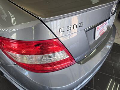 2010 Mercedes-Benz C 300 Sport 4DR SEDAN - Photo 30 - Hamilton, OH 45015