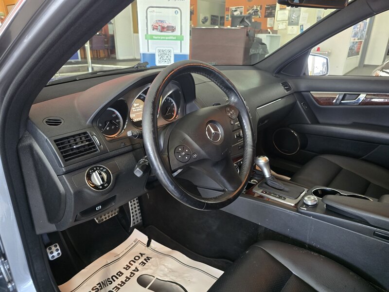 2010 Mercedes-Benz C 300 Sport 4DR SEDAN - Photo 8 - Hamilton, OH 45015