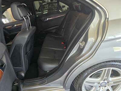 2010 Mercedes-Benz C 300 Sport 4DR SEDAN - Photo 11 - Hamilton, OH 45015