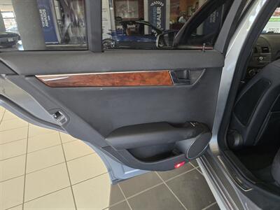 2010 Mercedes-Benz C 300 Sport 4DR SEDAN - Photo 10 - Hamilton, OH 45015