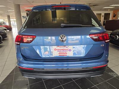 2018 Volkswagen Tiguan 2.0T SE 4DR SUV   - Photo 5 - Hamilton, OH 45015