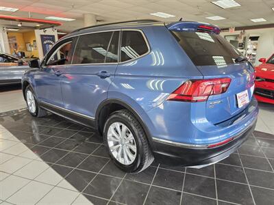 2018 Volkswagen Tiguan 2.0T SE 4DR SUV   - Photo 6 - Hamilton, OH 45015