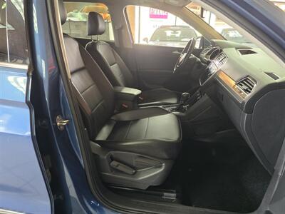 2018 Volkswagen Tiguan 2.0T SE 4DR SUV   - Photo 15 - Hamilton, OH 45015