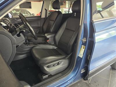 2018 Volkswagen Tiguan 2.0T SE 4DR SUV   - Photo 9 - Hamilton, OH 45015