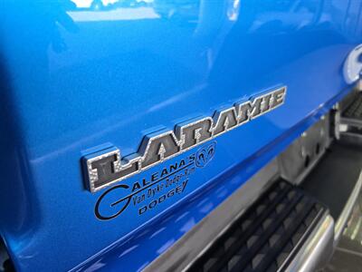 2021 RAM 1500 Laramie 4DR CREW CAB 4X4/V8   - Photo 31 - Hamilton, OH 45015