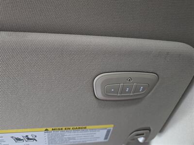2021 RAM 1500 Laramie 4DR CREW CAB 4X4/V8   - Photo 28 - Hamilton, OH 45015