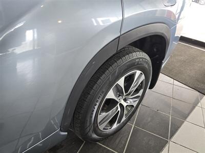 2021 Toyota Highlander XLE 4DR SUV AWD   - Photo 40 - Hamilton, OH 45015