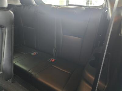 2021 Toyota Highlander XLE 4DR SUV AWD   - Photo 12 - Hamilton, OH 45015