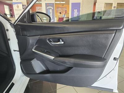 2025 Nissan Sentra SR 4DR SEDAN   - Photo 12 - Hamilton, OH 45015