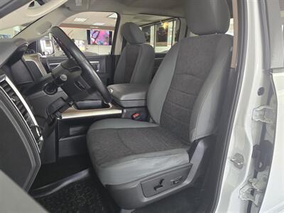 2017 RAM 1500 Big Horn   - Photo 9 - Hamilton, OH 45015