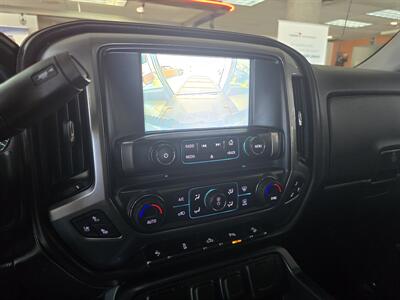 2017 Chevrolet Silverado 1500 LTZ CREW CAB 4X4/Z71/V8 - Photo 25 - Hamilton, OH 45015
