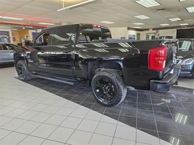 2017 Chevrolet Silverado 1500 LTZ CREW CAB 4X4/Z71/V8 - Photo 6 - Hamilton, OH 45015