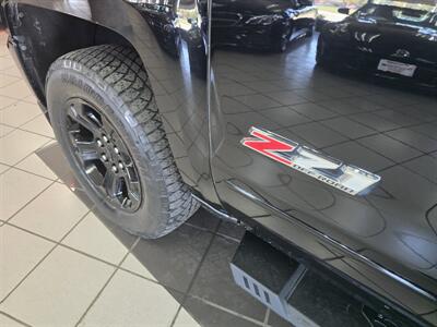 2017 Chevrolet Silverado 1500 LTZ CREW CAB 4X4/Z71/V8 - Photo 41 - Hamilton, OH 45015