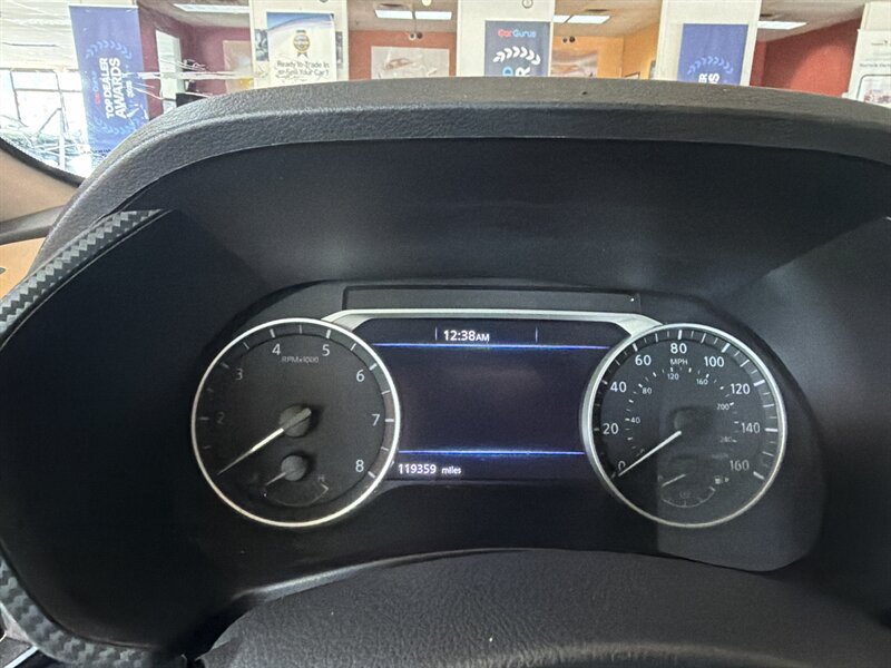 2020 Nissan Sentra SV - Photo 9 - Hamilton, OH 45015