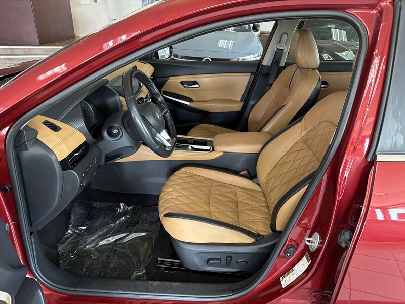 2020 Nissan Sentra SV - Photo 8 - Hamilton, OH 45015