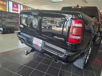 2020 RAM 1500 Laramie Longhorn 4DR CREW CAB/V8   - Photo 6 - Hamilton, OH 45015