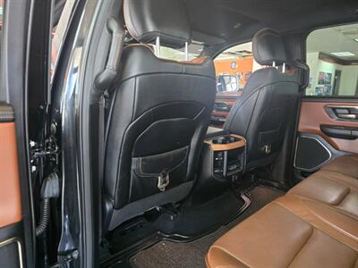 2020 RAM 1500 Laramie Longhorn 4DR CREW CAB/V8   - Photo 11 - Hamilton, OH 45015