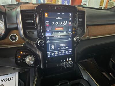 2020 RAM 1500 Laramie Longhorn 4DR CREW CAB/V8   - Photo 27 - Hamilton, OH 45015