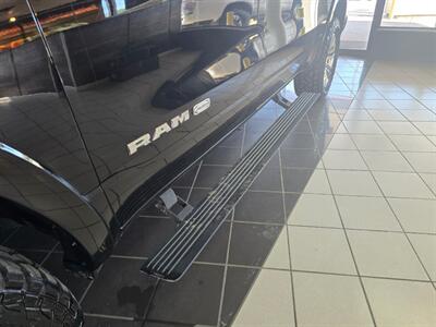 2020 RAM 1500 Laramie Longhorn 4DR CREW CAB/V8   - Photo 36 - Hamilton, OH 45015